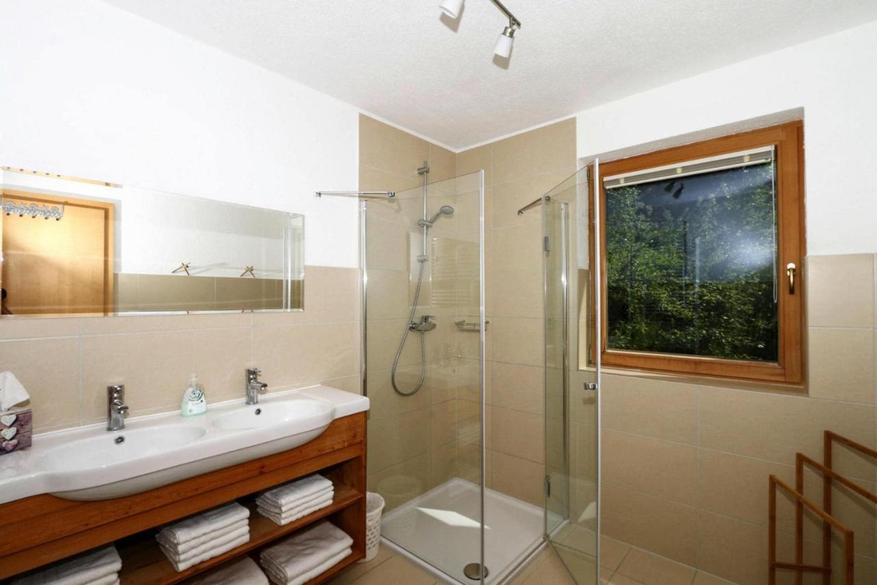 Semi-Detached House, Zell Am Ziller Villa Bagian luar foto